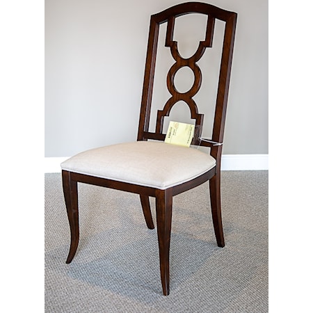 HIGHLAND HOUSE

CANDICE OLSON SIDE CHAIR

21W 25D 41.5H

ESPRESSO FINISH 

1 AVAILABLE 