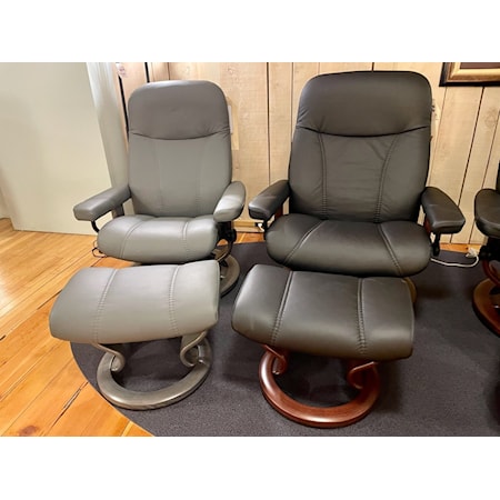 Stressless Recliner and Ottoman, sizes Medium and Large

PRICED TO LOW TO ADVERTISE - CONTACT STORE FOR PRICING