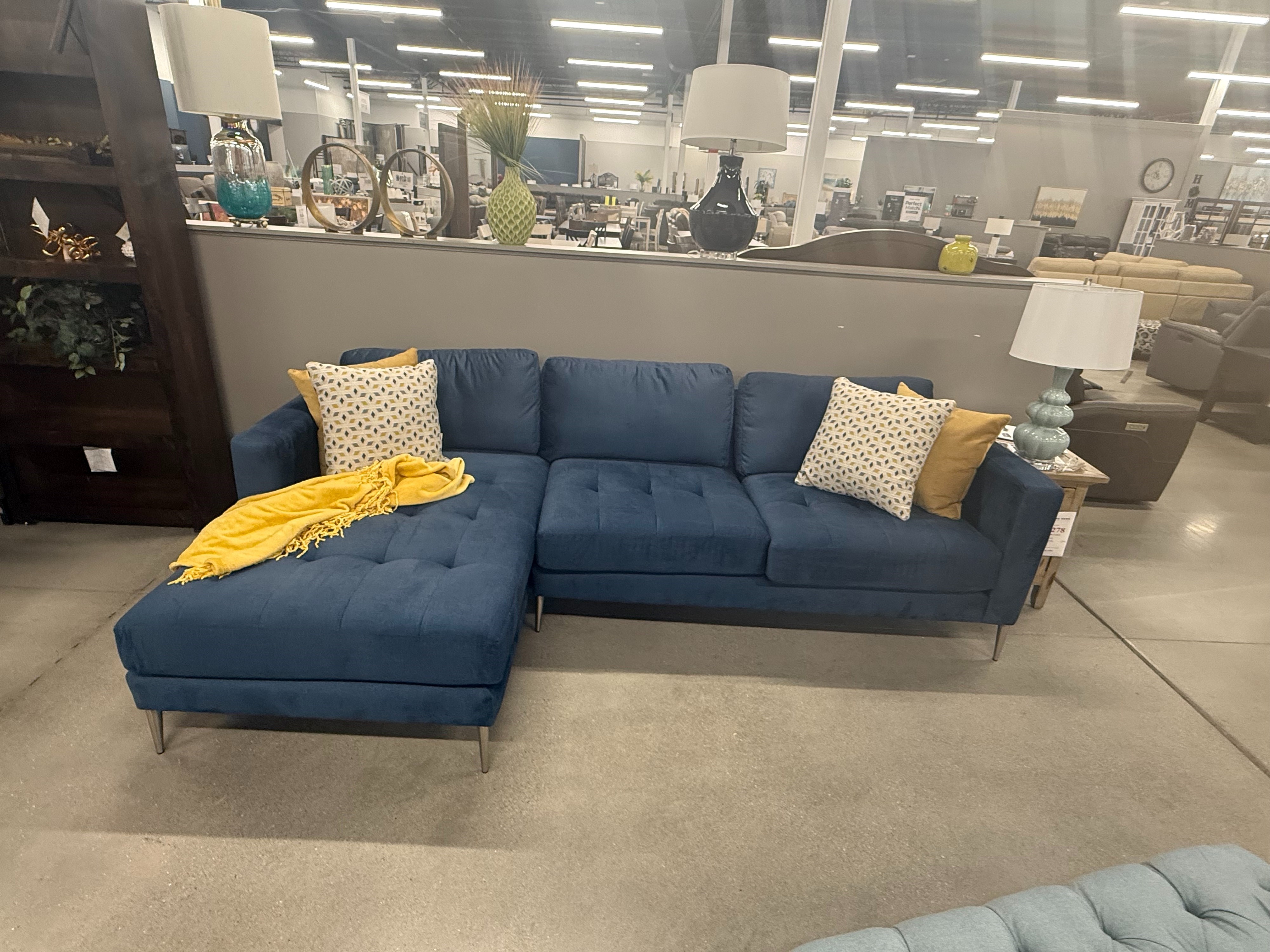 2PC SECTIONAL BY DECOR-REST