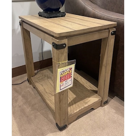 Riverside Furniture End Table