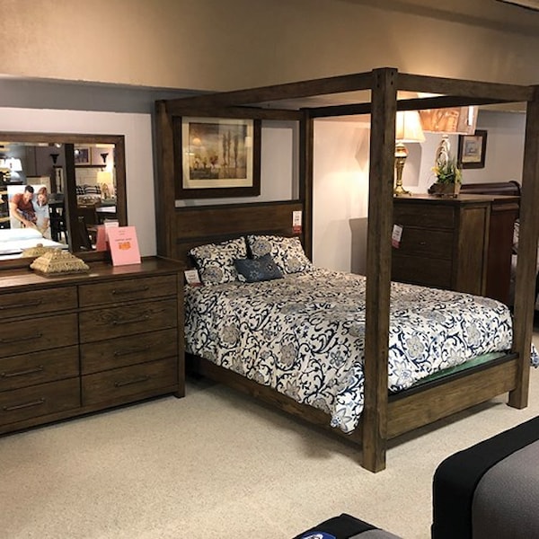 Clearance Furniture in Ottawa, IL