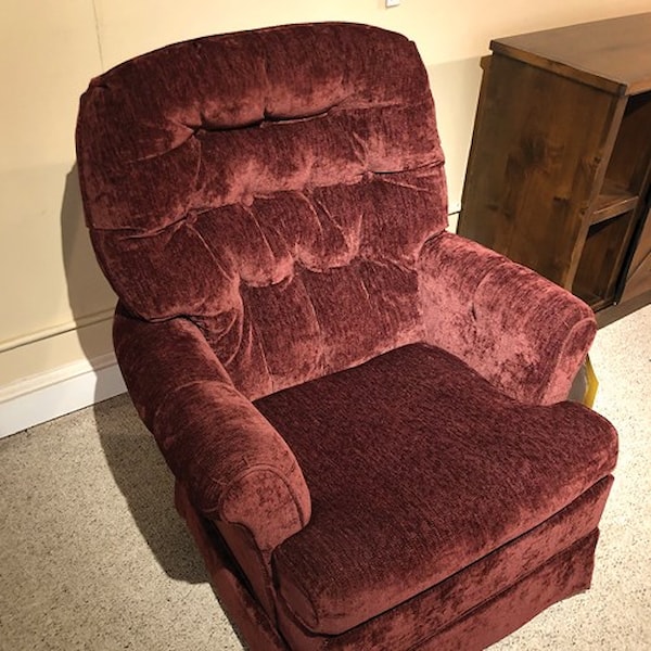 Clearance Furniture in Ottawa, IL