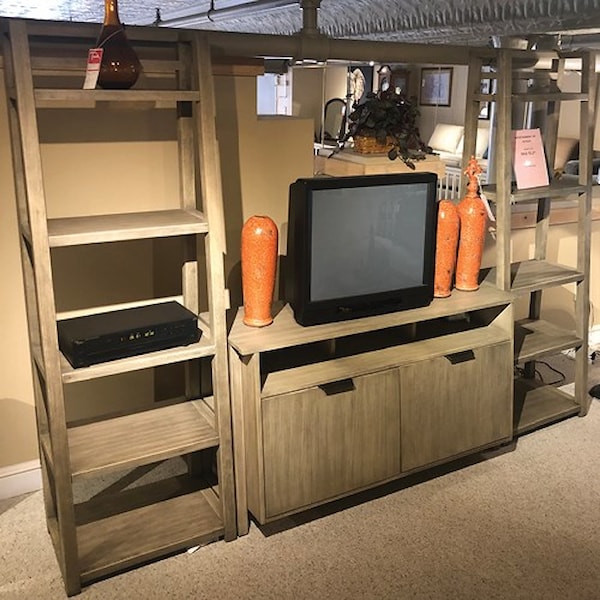 Clearance Furniture in Ottawa, IL