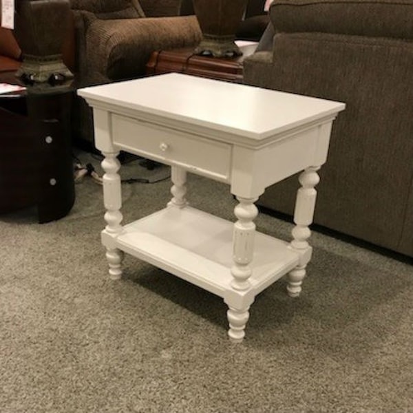 Clearance Furniture Discounted to the Lowest Prices in the Grand Rapids, Holland, Zeeland Area