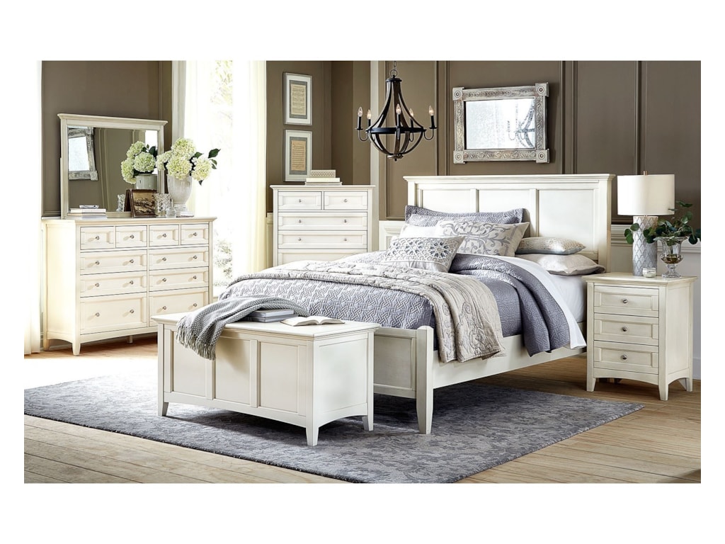 AAmerica NorthlakeQueen Panel Bed