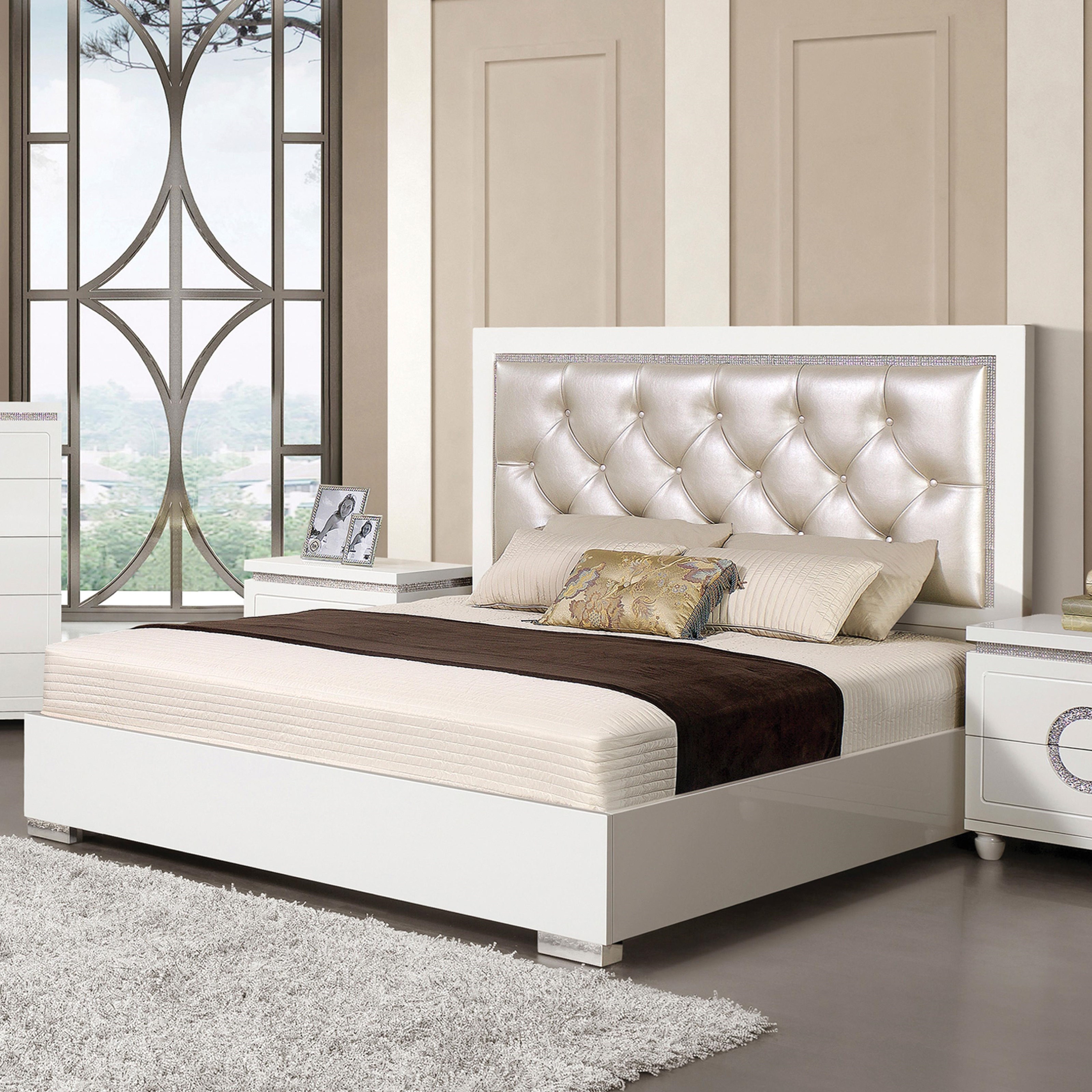 Acme Furniture Vivaldi 20240q Contemporary Queen Size Bed With