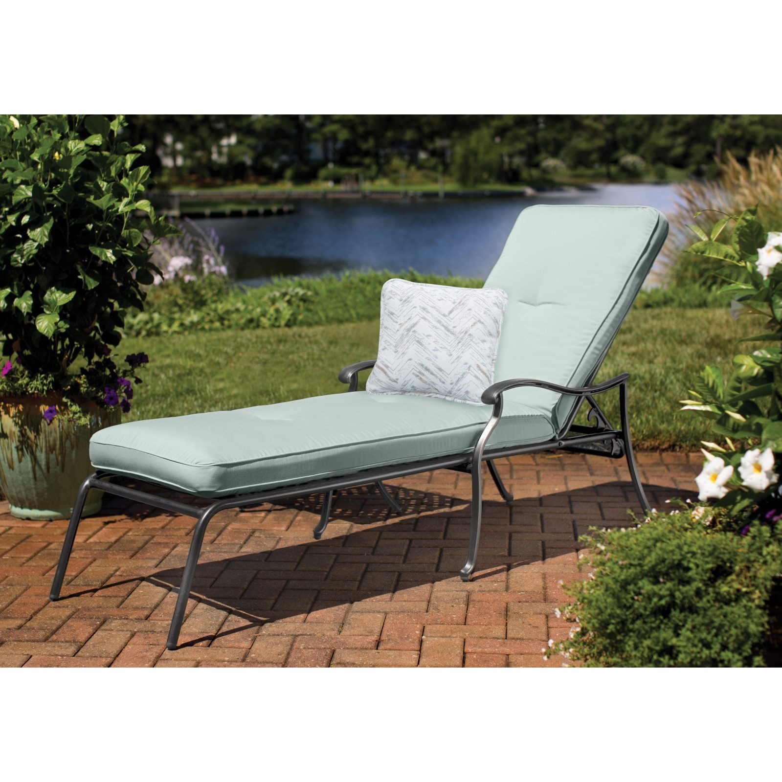 Agio Melbourne By Agio Outdoor Chaise Lounge With Cushioned Seat