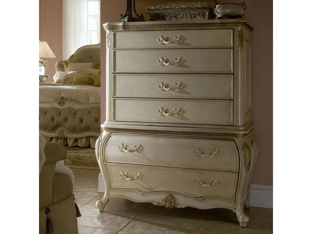 Michael Amini LavelleChest