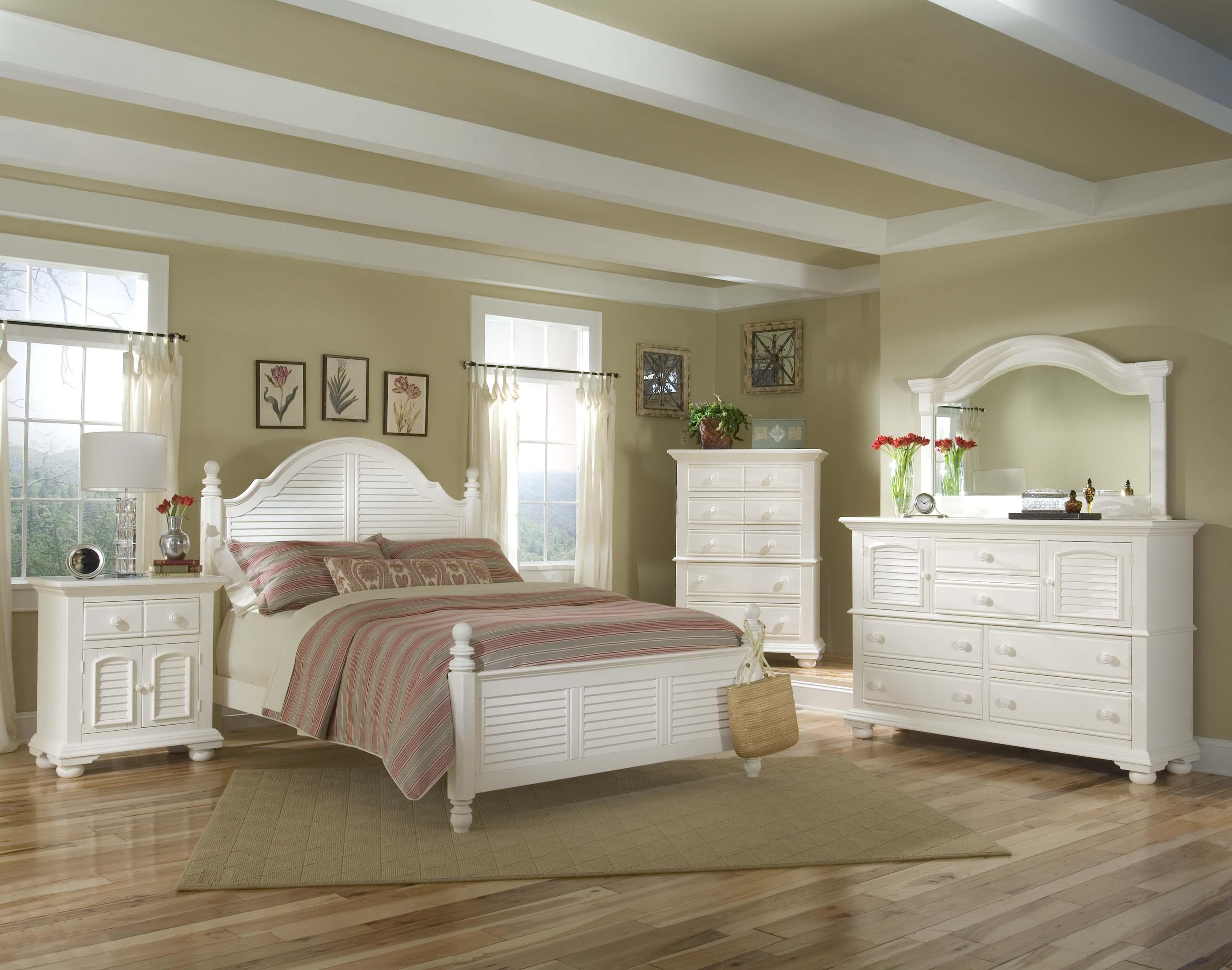 American Woodcrafters Cottage Traditions Wooden 5 Drawer Chest