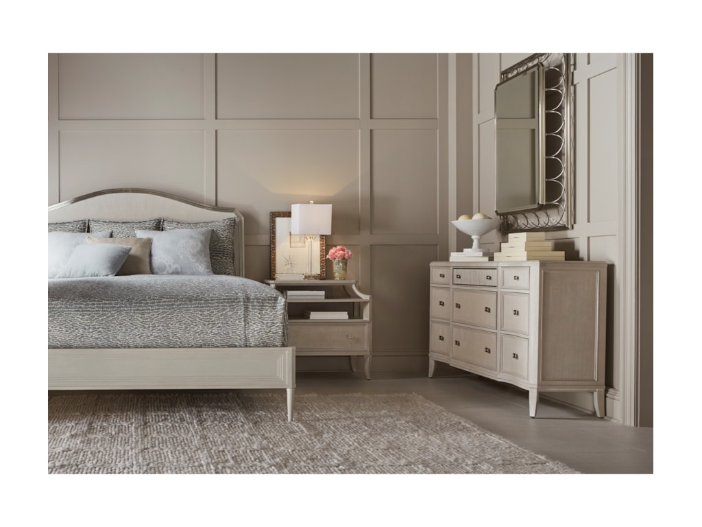 Compositions La ScalaQueen Panel Bed