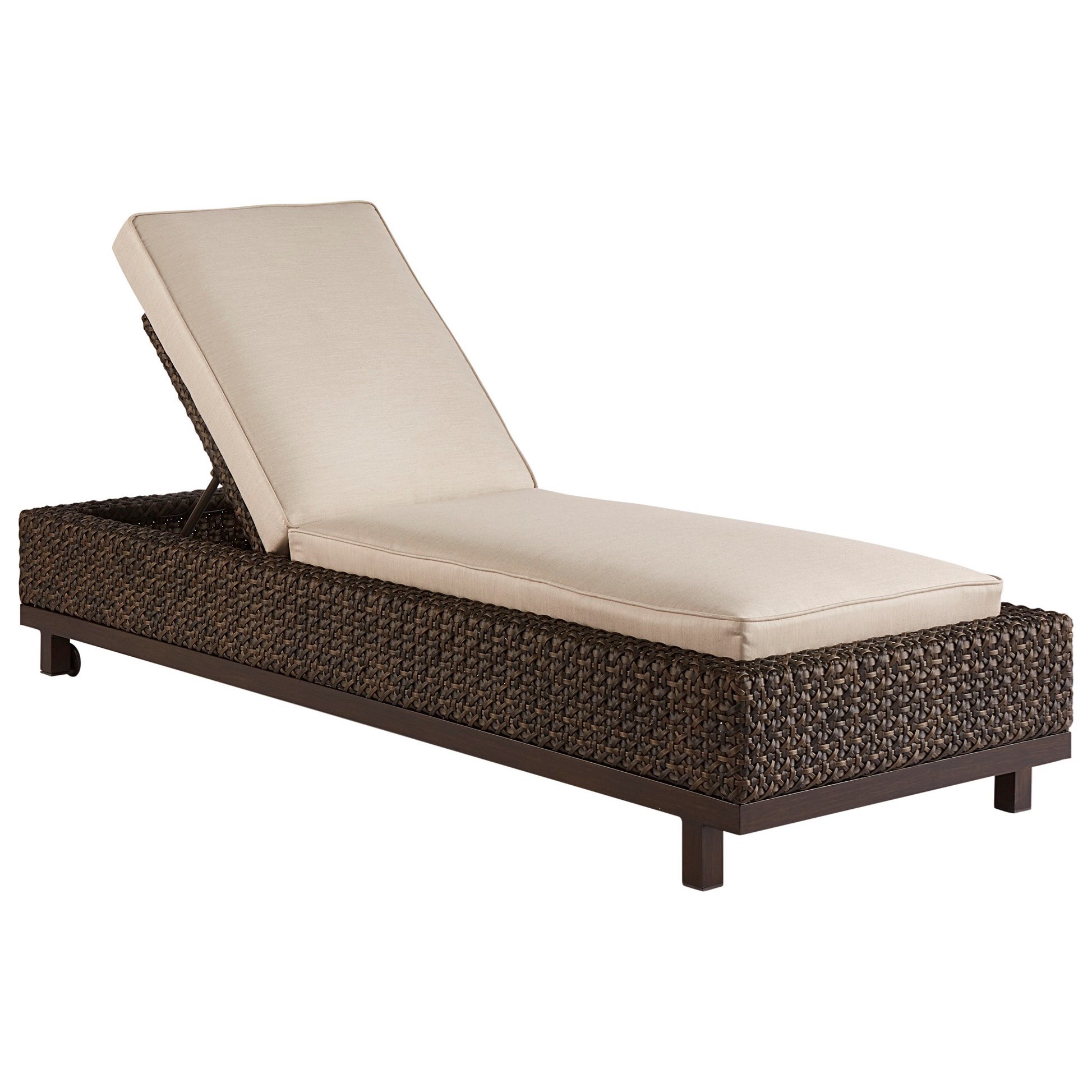 Markor Furniture Epicenters Outdoor Brentwood Wicker Chaise Lounge