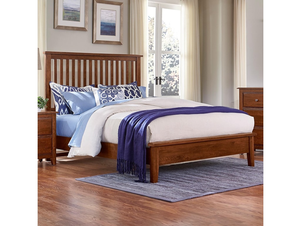 Artisan & Post Artisan ChoicesQueen Slat Bed with Low Profile Footboard