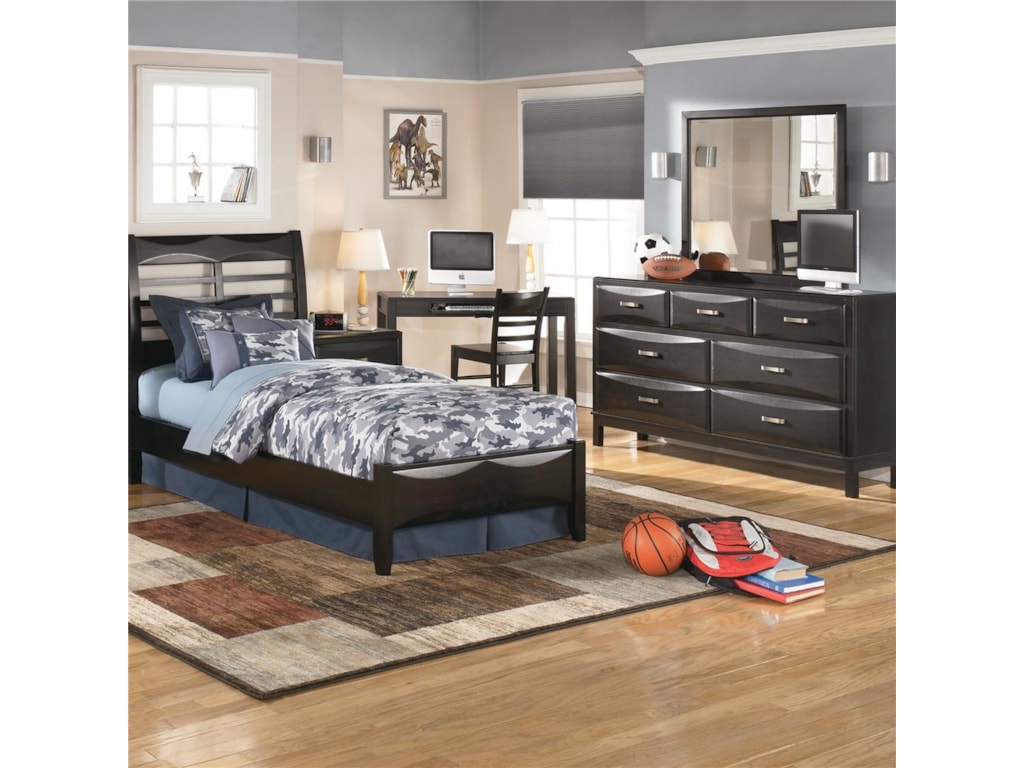 Ashley Furniture Kira 7 Drawer Dresser And Mirror Combo Becker