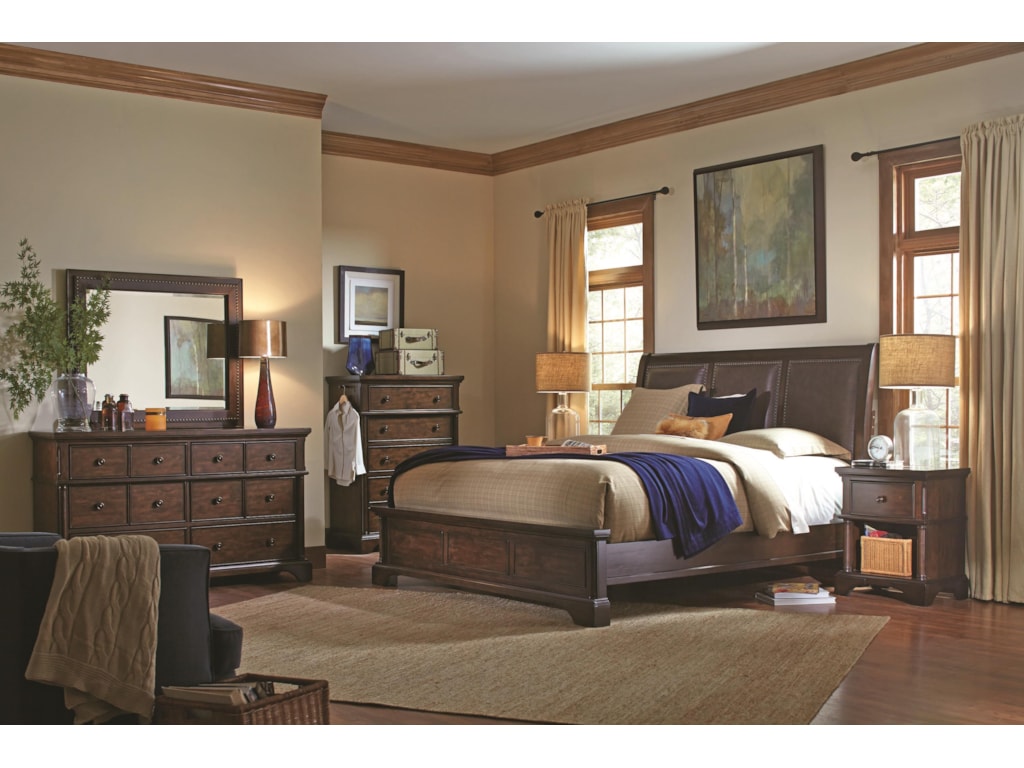 Aspenhome BancroftKing Bonded Leather Sleigh Bed