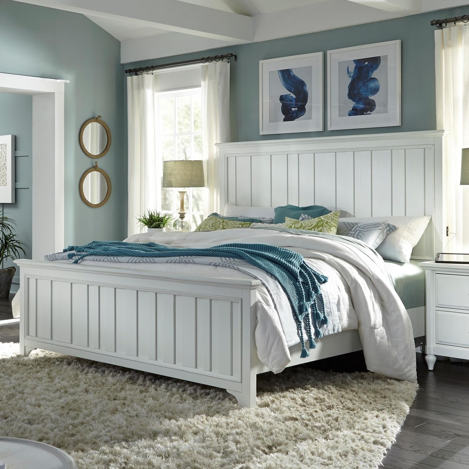 Retreat Queen Farmhouse Panel Bed With Usb Charging Ports