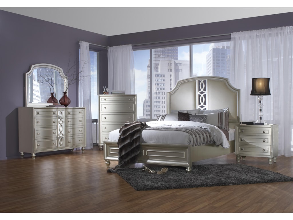 Avalon Furniture Regency ParkQueen Panel Bed