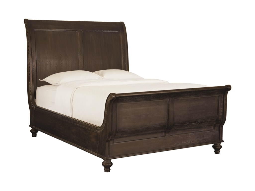 Bassett EmporiumQueen Sleigh Bed