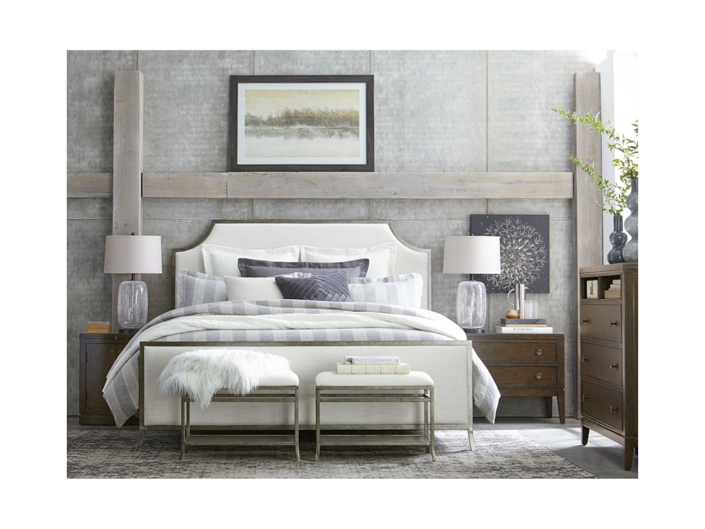 Bassett PalisadesQueen Upholstered Panel Bed