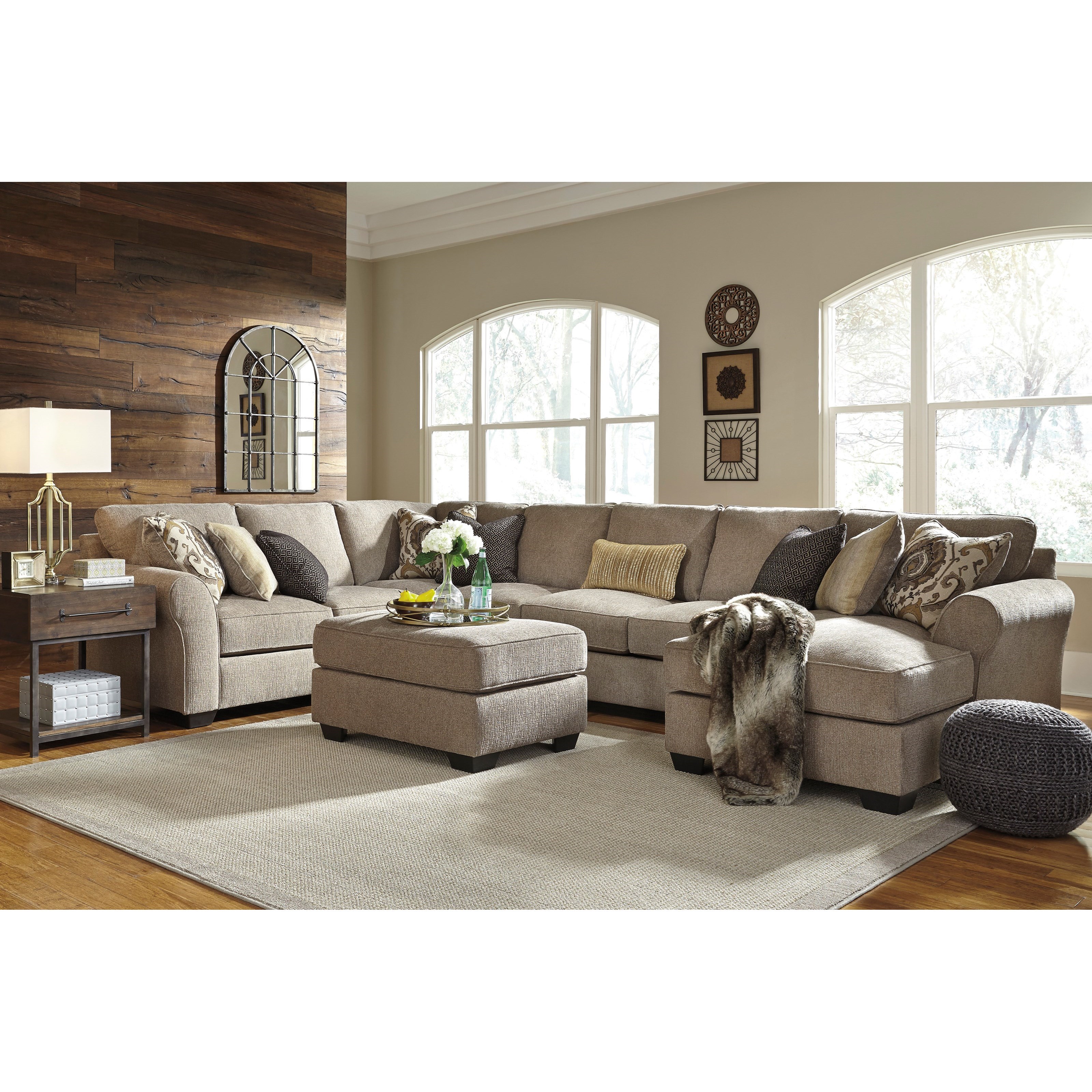 Ashley Furniture Benchcraft Pantomine Stationary Living Room Group