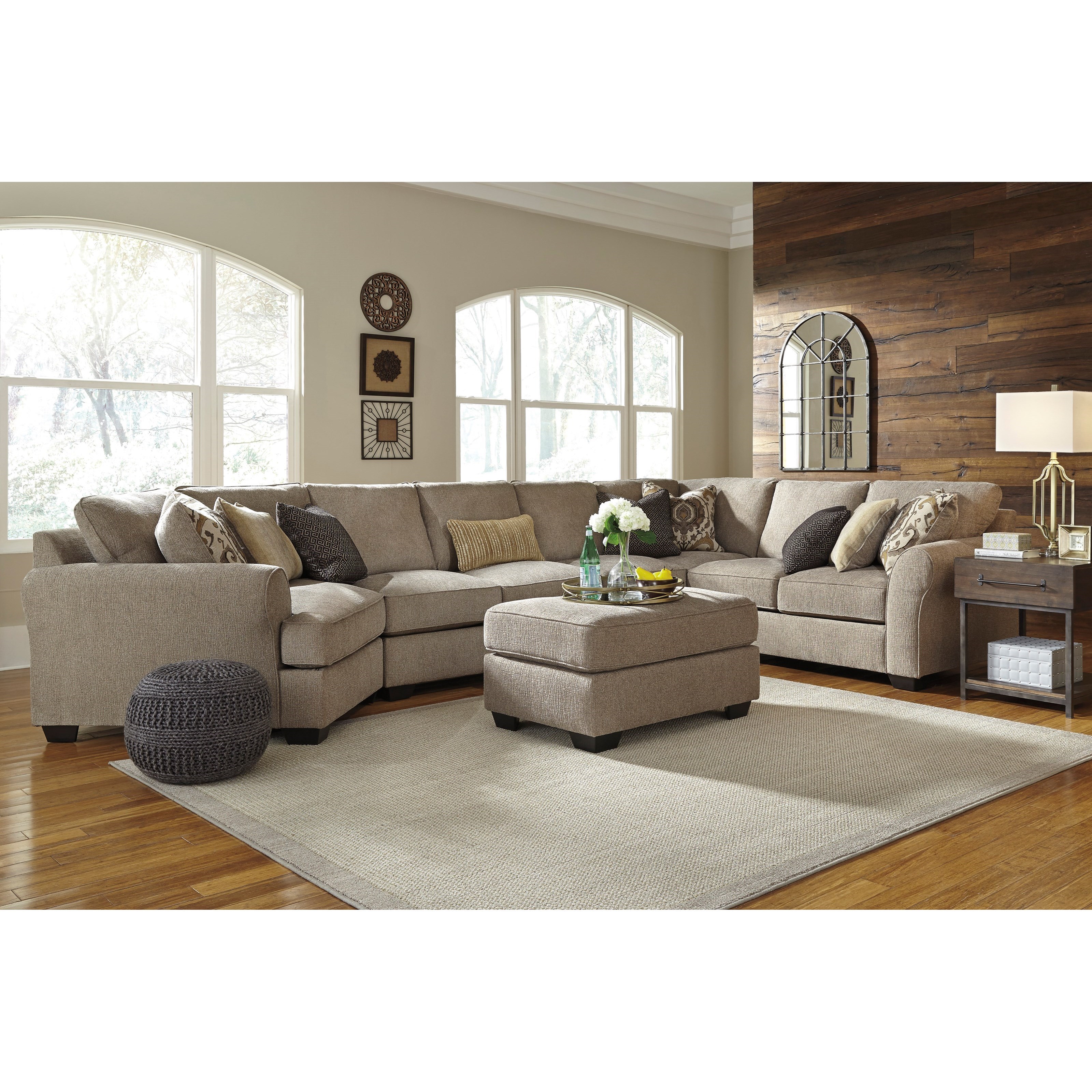 Benchcraft Pantomine 4 Piece Sectional With Left Cuddler Armless
