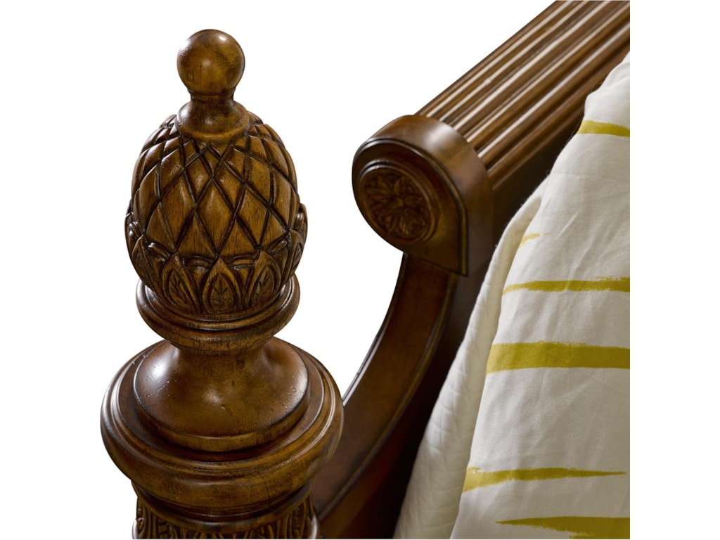 Broyhill Furniture Amalie BayKing Panel Bed