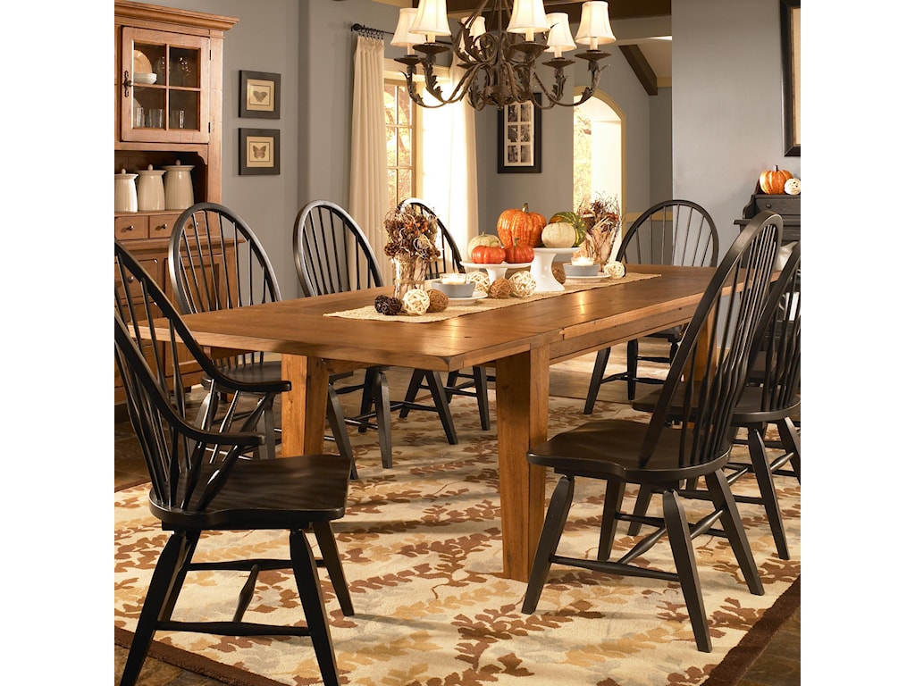 Broyhill Furniture Attic Heirlooms Leg Dining Table With Leaves