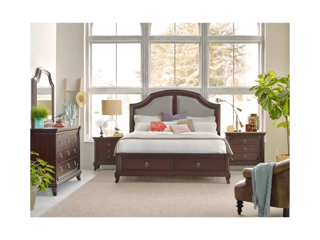 Broyhill Furniture New CharlestonKing Upholstered Storage Bed