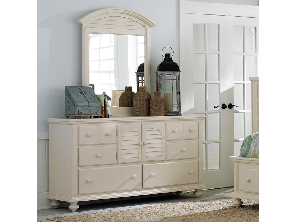 Broyhill Furniture SeabrookeDresser & Mirror