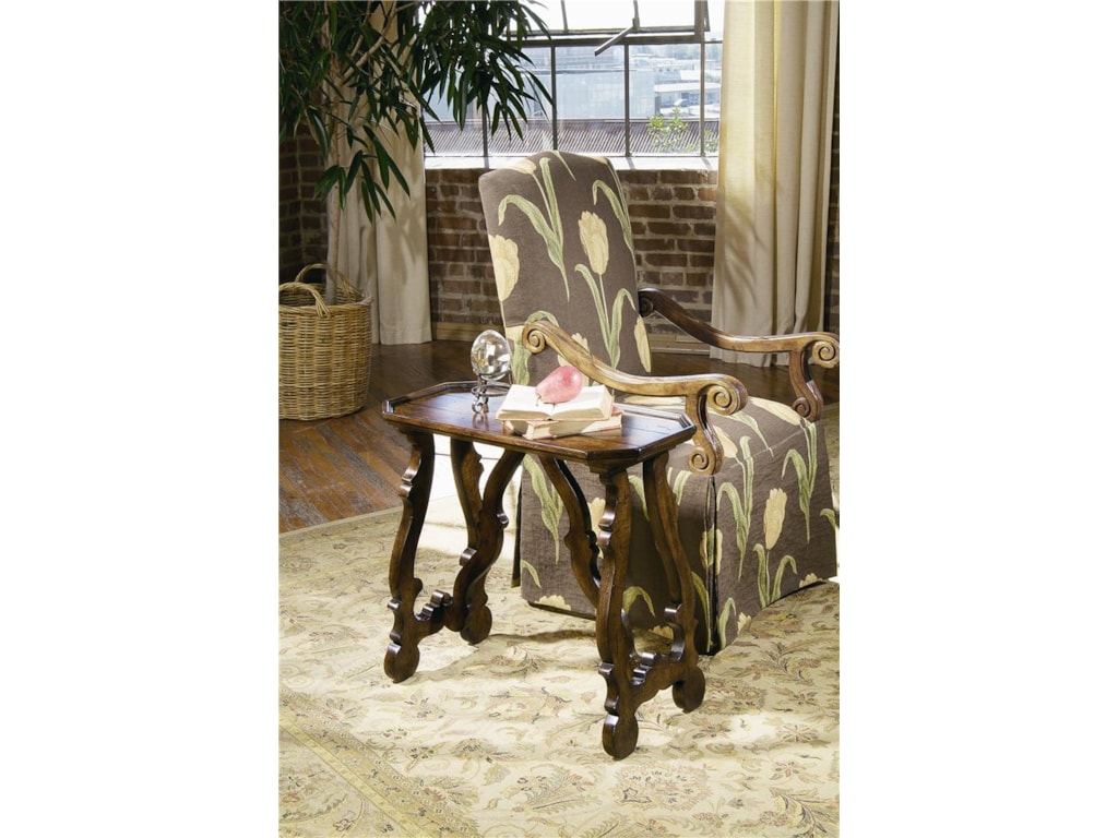 Century CaperanaEnd Table