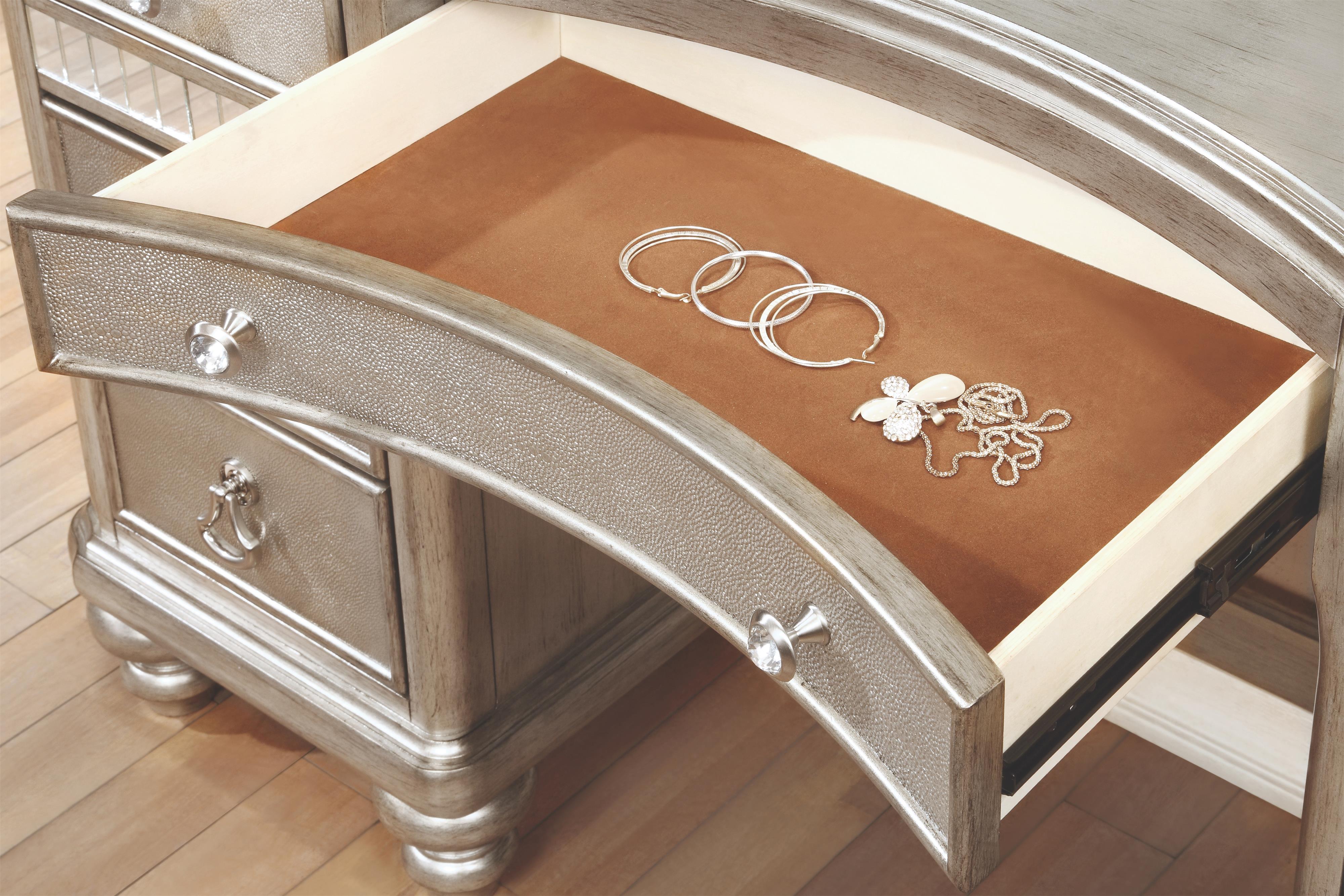 Bling Game 7-Drawer Vanity Desk with Stacked Bun Feet Metallic Platinum