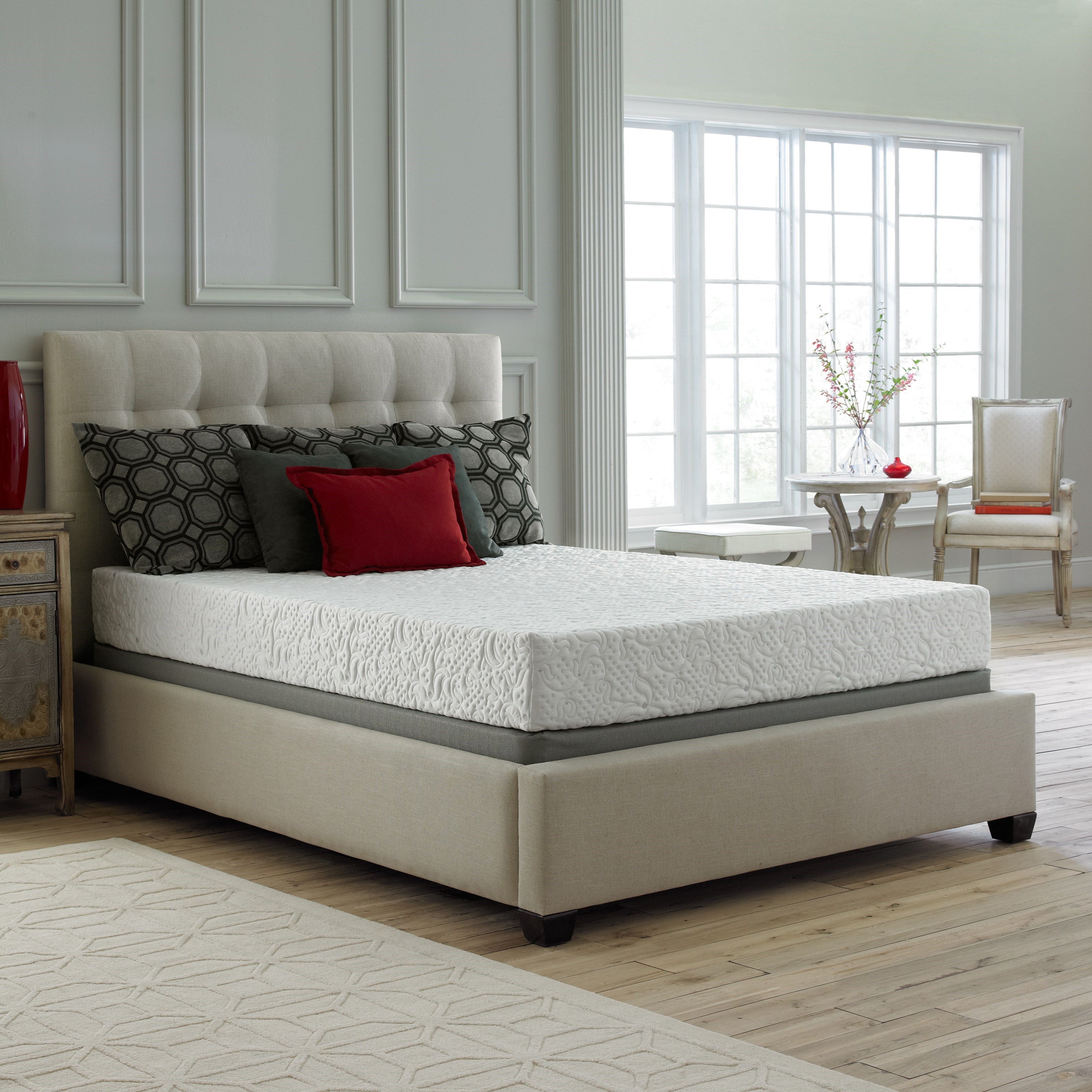 Corsicana 30ss Queen Gel Memory Foam Mattress And 9 Wood