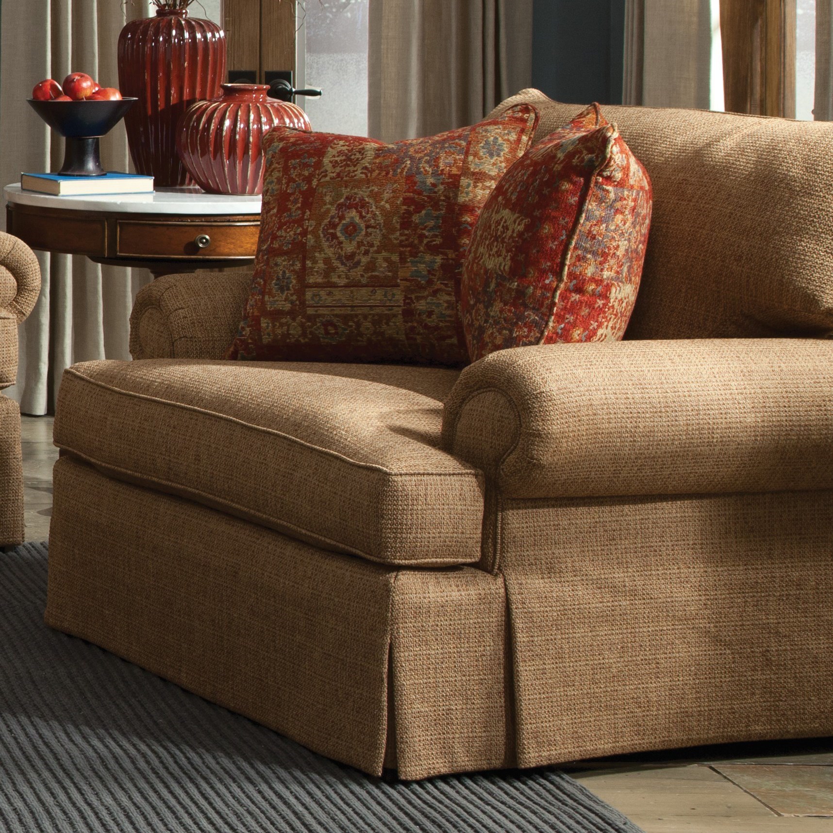 Craftmaster 927550bd 927520bd Traditional Oversized Chair With Skirt Thornton Furniture Chair A Half