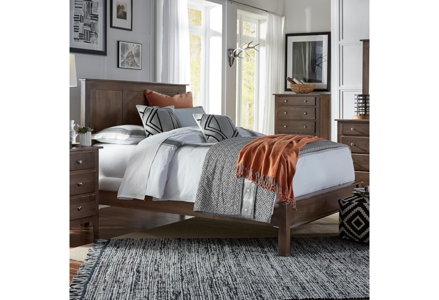 Daniel S Amish Mapleton King Bed With Low Footboard Saugerties Furniture Mart Platform Beds Low Profile Beds