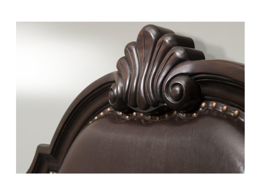 Elements International ClassicQueen Bed