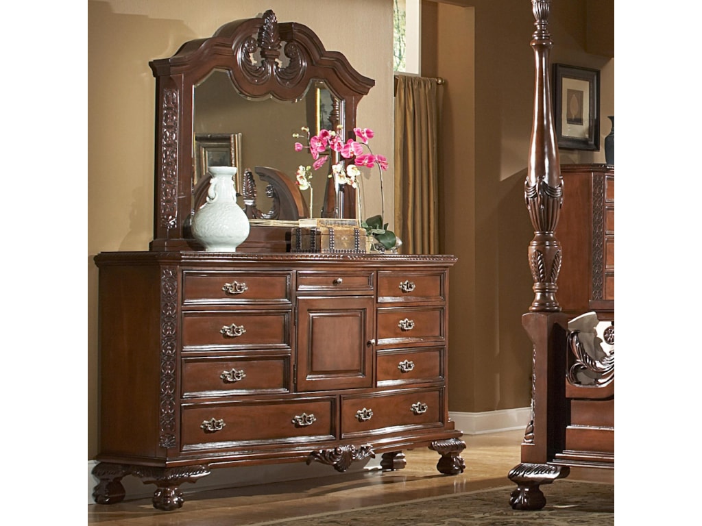Fairfax Home Furnishings Buckingham BedroomDresser & Mirror Set
