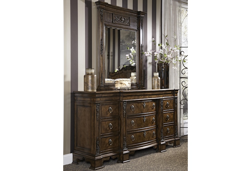Fine Furniture Design Belvedere Traditional Antique Dresser