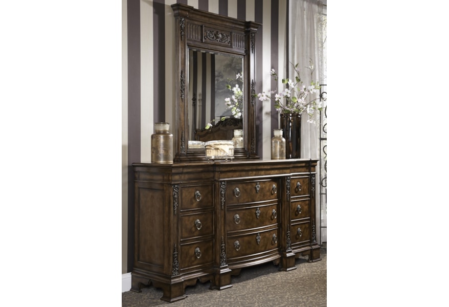 Fine Furniture Design Belvedere Traditional Dresser With Nine