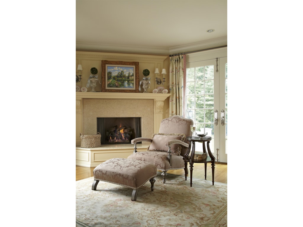 Fine Furniture Design BiltmorePauline Oval Tiered Table