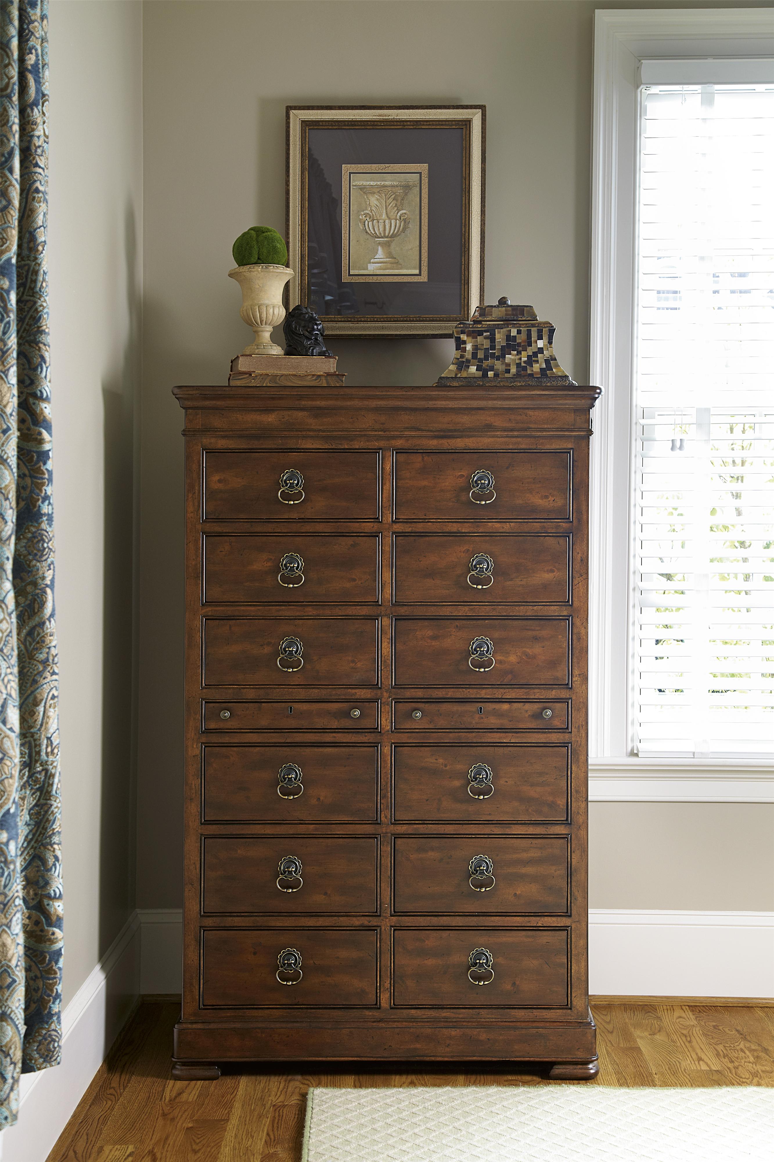 Fine Furniture Design Biltmore Ladies Chest With 14 Drawers