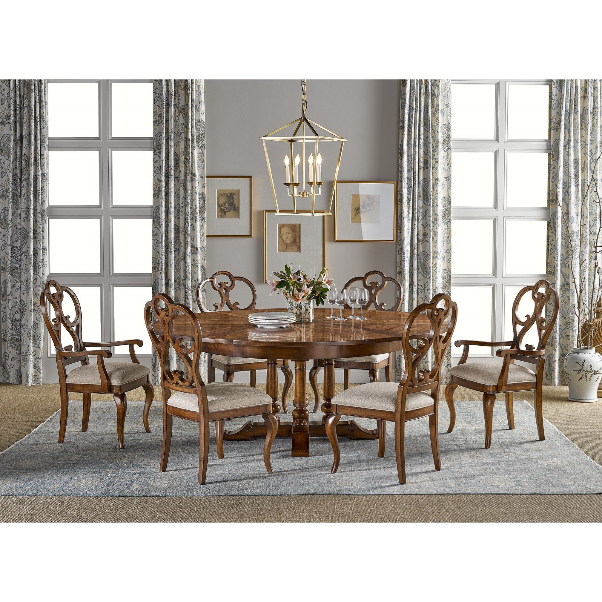 Fine Furniture Design Harbor Springs Round Extending Dining Table