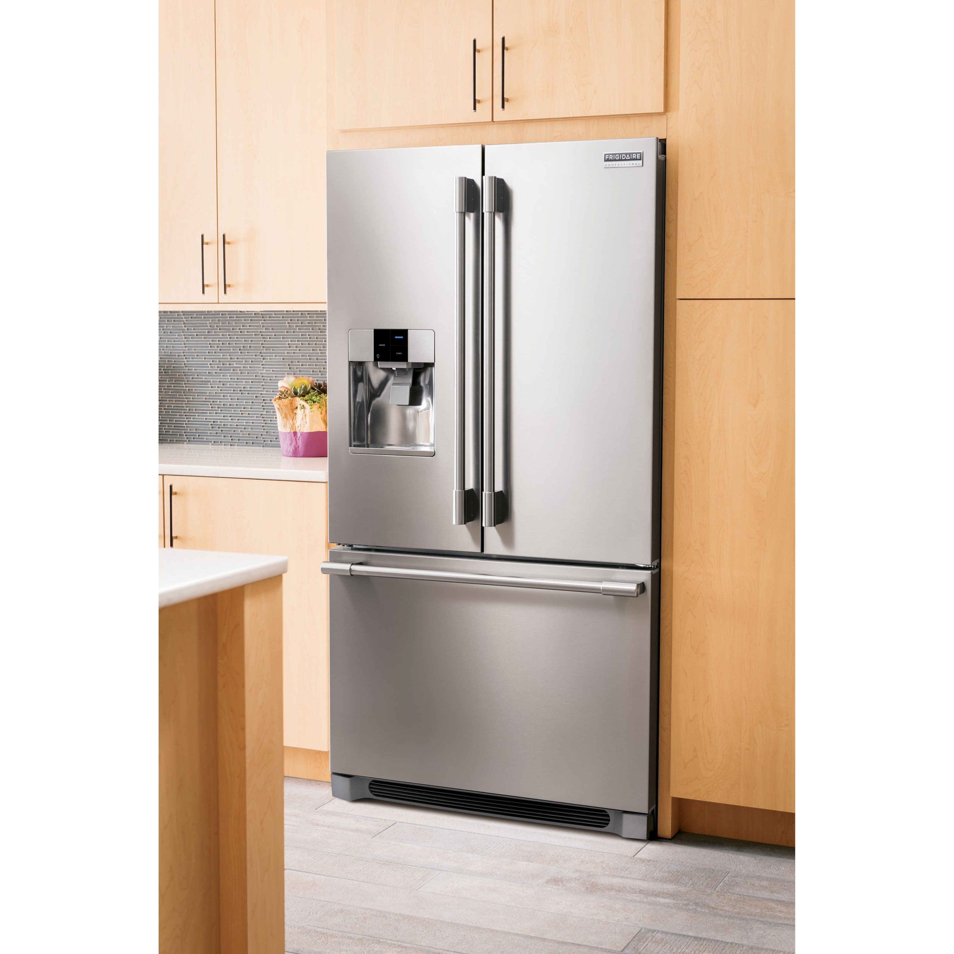 Frigidaire 21 6 Cu Ft French Door Counter Depth Refrigerator Westrich Furniture Appliances Refrigerator French Door