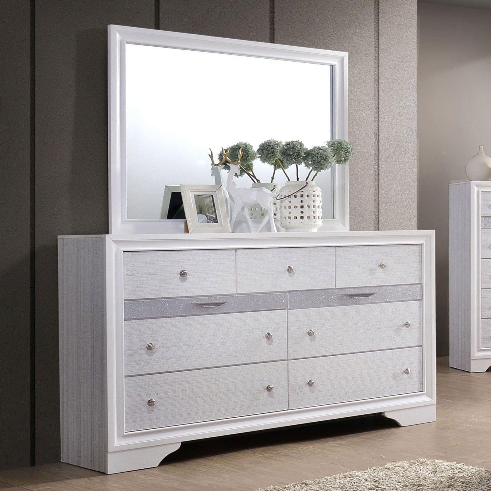 Chrissy Contemporary 7 Drawer Dresser And Mirror Set With 2 Hidden