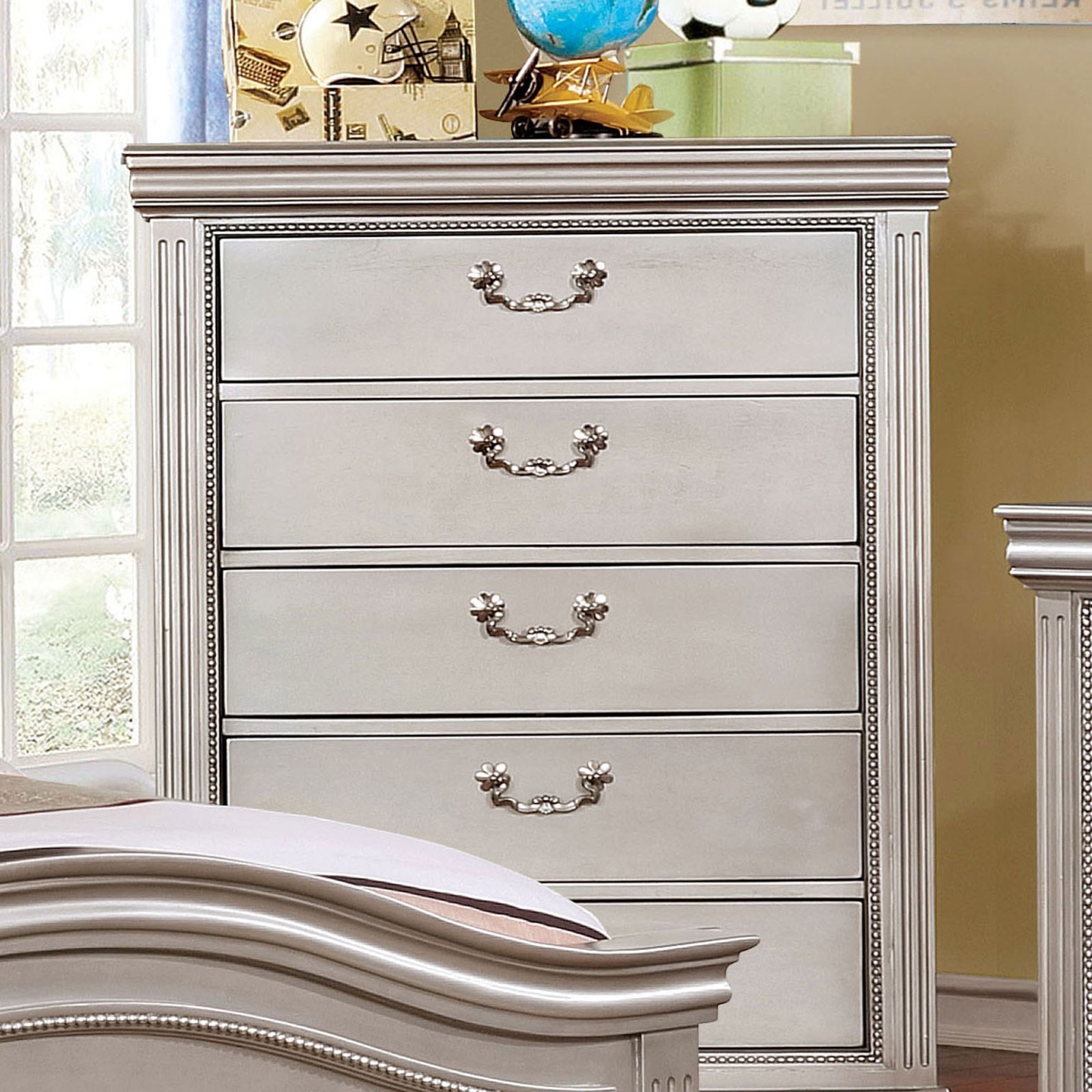Claudia Transitional Chest With Decorative Nailhead Trim