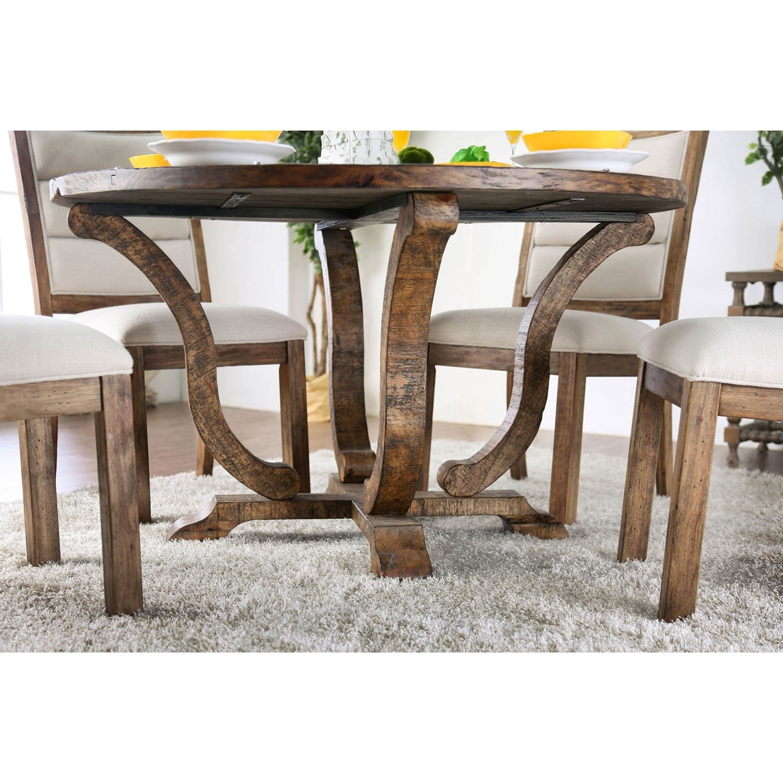 isabelle dining set