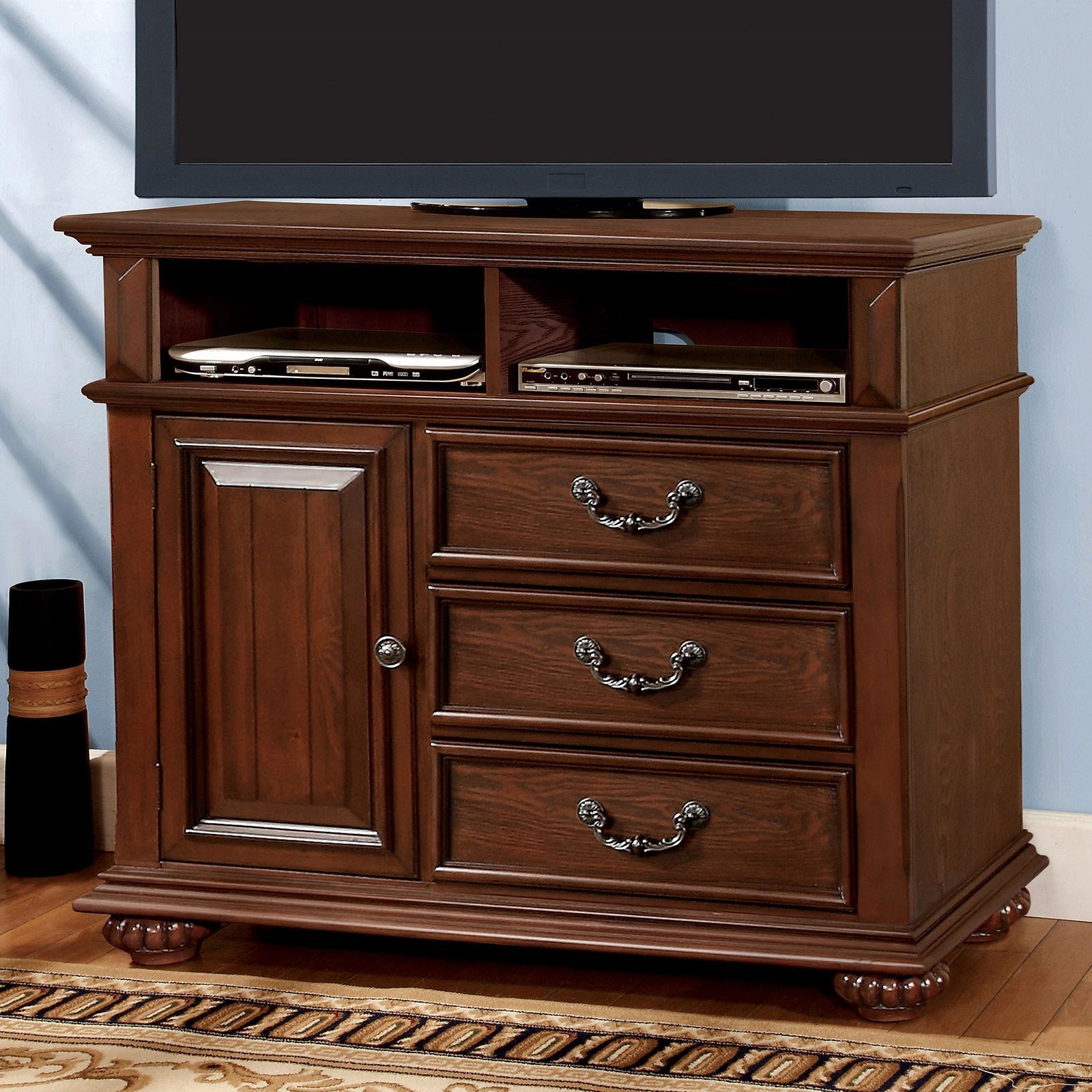 Landaluce Media Chest