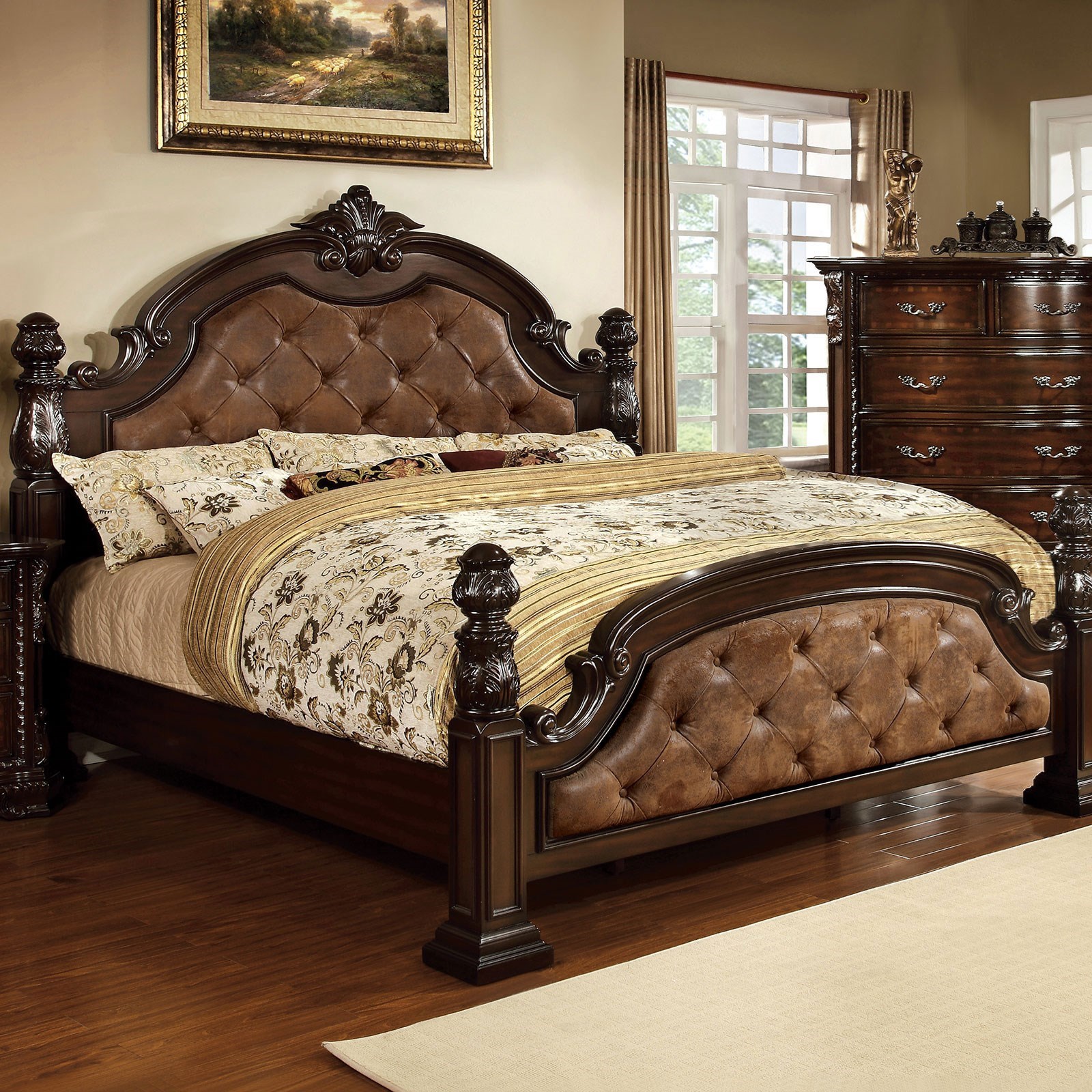 Monte Vista I Traditional King Poster Bed With Button Tufted Head