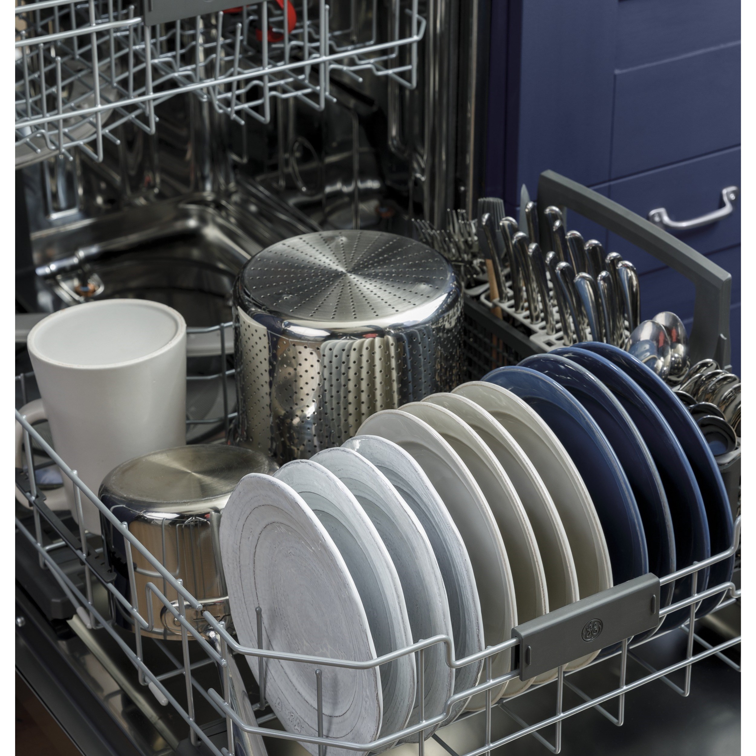 Ge Appliances Ge Stainless Steel Interior Dishwasher With Hidden Controls Jordan S Home Furnishings Dishwasher Built In
