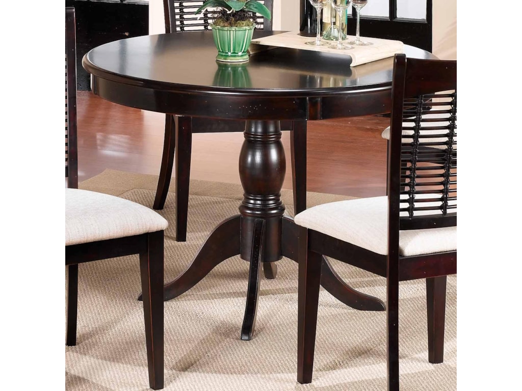Hillsdale Bayberry and GlenmaryRound Pedestal Table