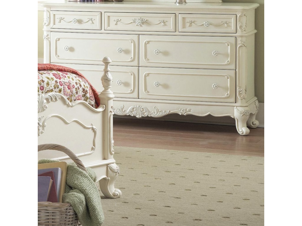 Homelegance 1386Victorian Dresser