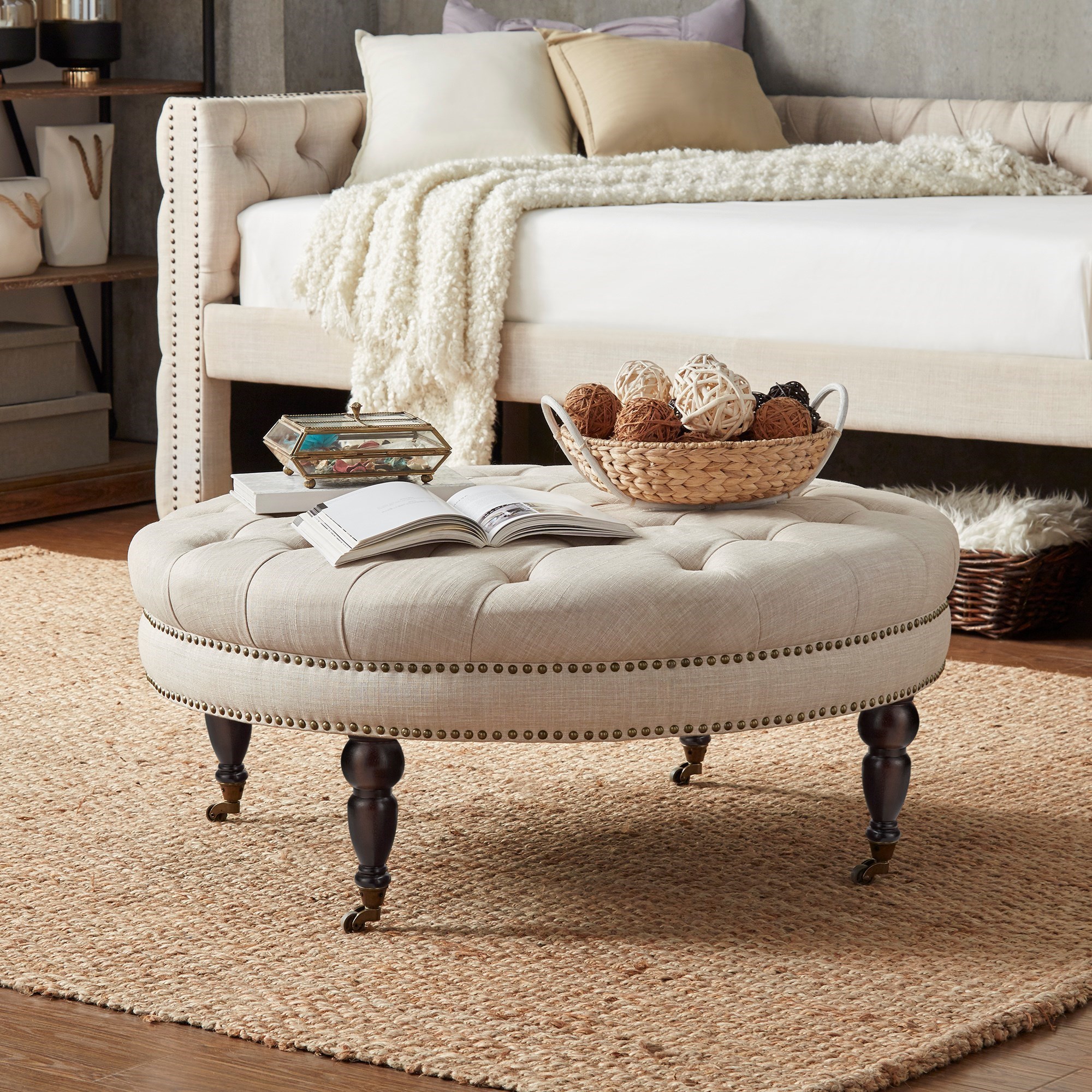 Homelegance E208rd Traditional Round Tufted Bench Ottoman With Casters Lindy S Furniture Company Ottomans